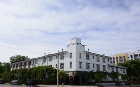 Palm Grove Inn